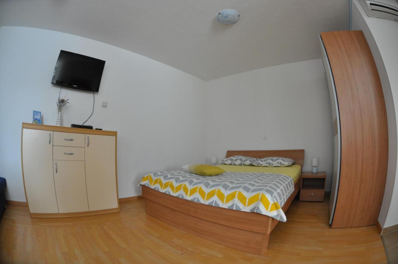 Apartma Brnistra Ginestra Koper Exteriér fotografie