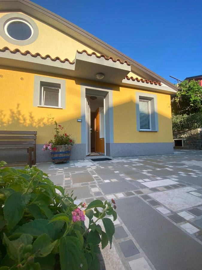 Apartma Brnistra Ginestra Koper Exteriér fotografie